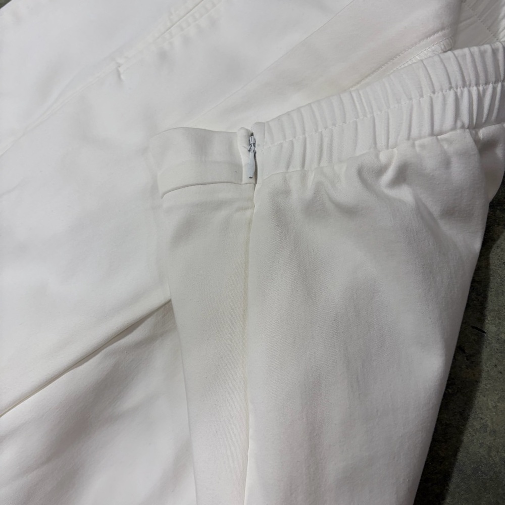 Lisa Bayne White Cropped Wide Leg Side Zip Pants Sz L Quiet Luxury Coastal - Picture 9 of 14